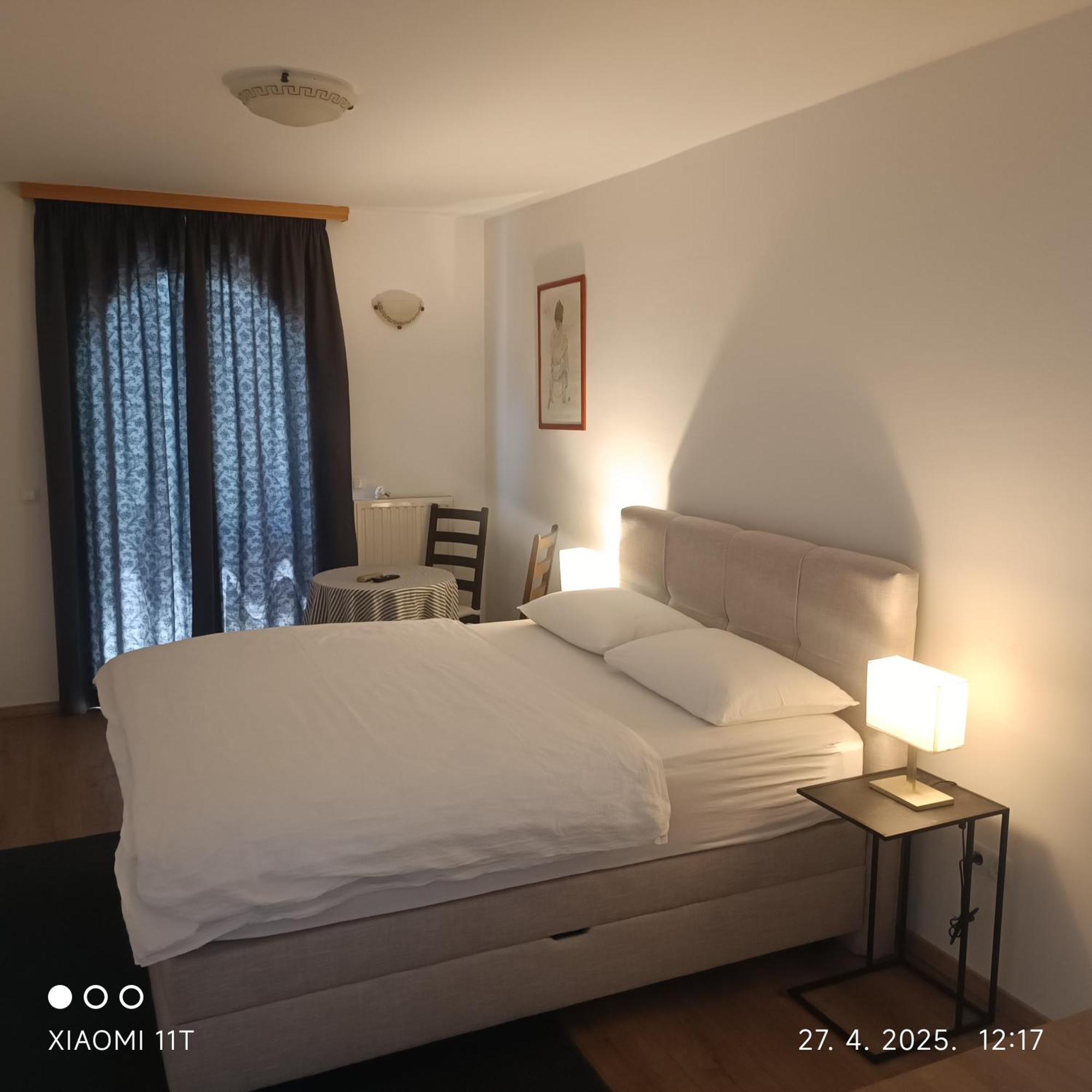 Marko Rooms Krk Town Rom bilde